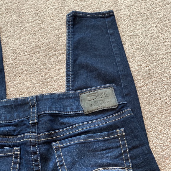 Silver Suki Skinny Jeans - Picture 5 of 5